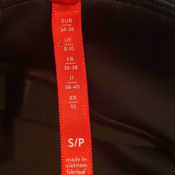 Metallic Camo Print Spanx Leggings - Picture 8 of 8